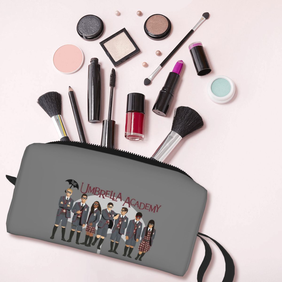 The Umbrella Academy Group - B - Beauty Makeup Academy reseña y precio