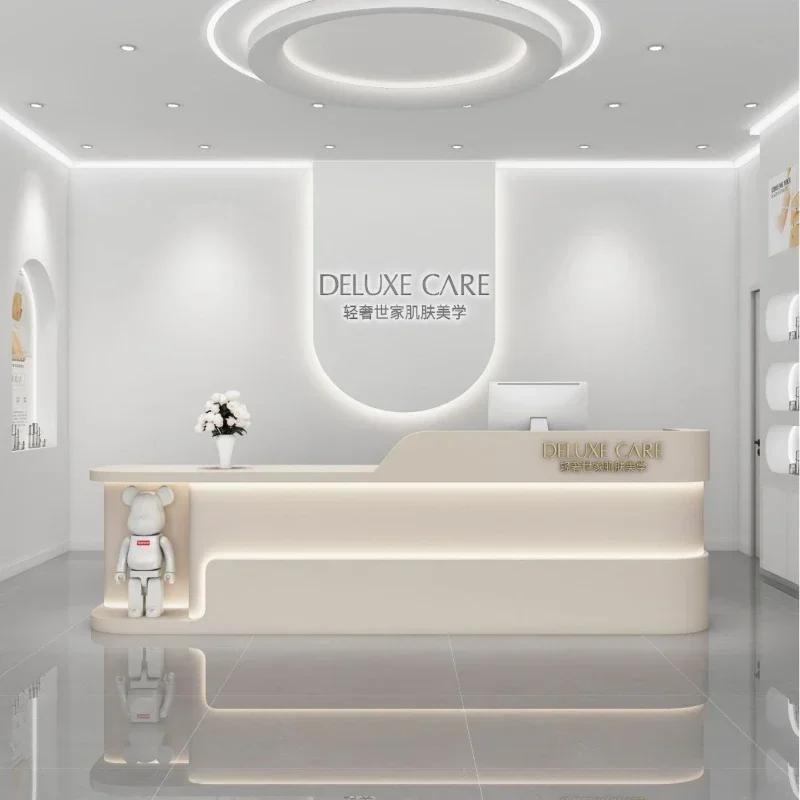 Mostrador de Maquillaje Modern - Beauty Makeup Institute reseña y precio